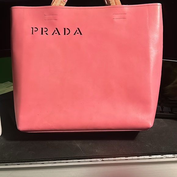 Prada Rare Vintage Leather Lazer Cut Tote with COA - Picture 7 of 17